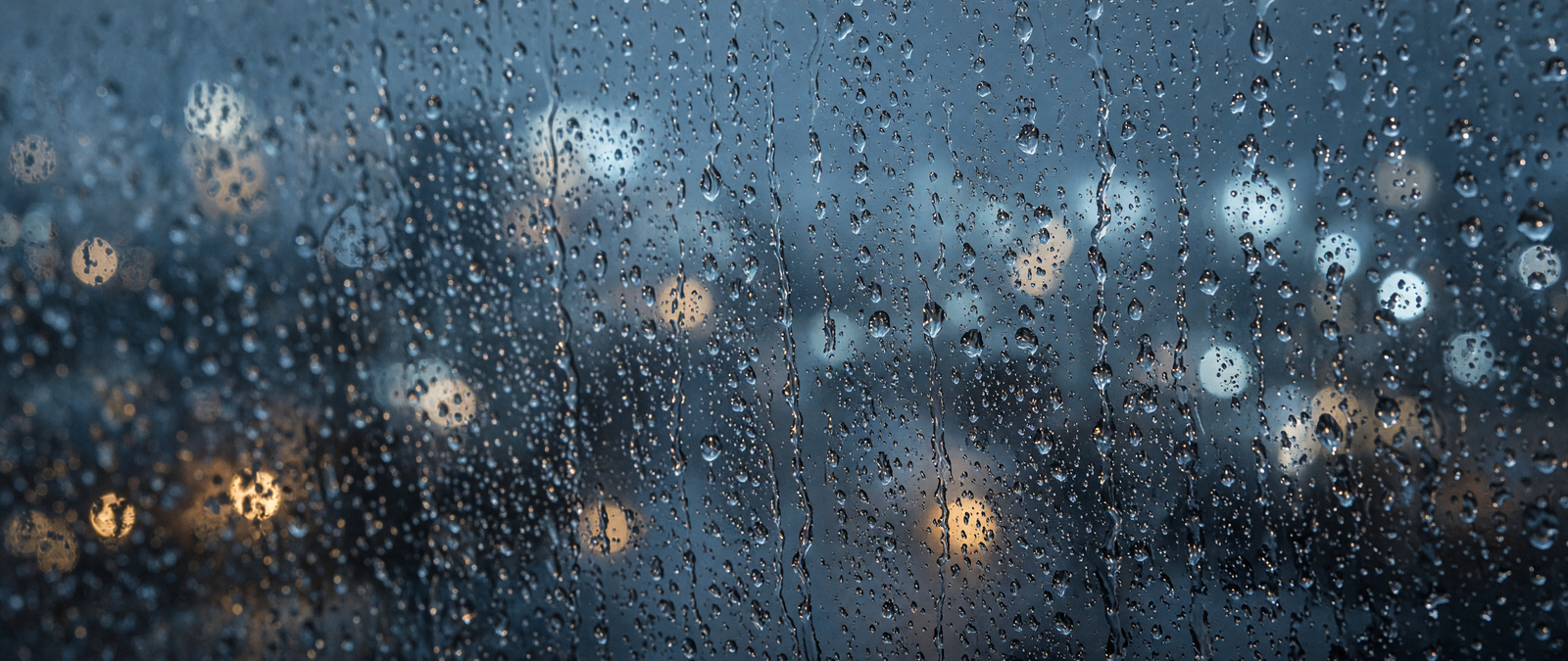 Ilustração sobre chuva intensa e condições climáticas